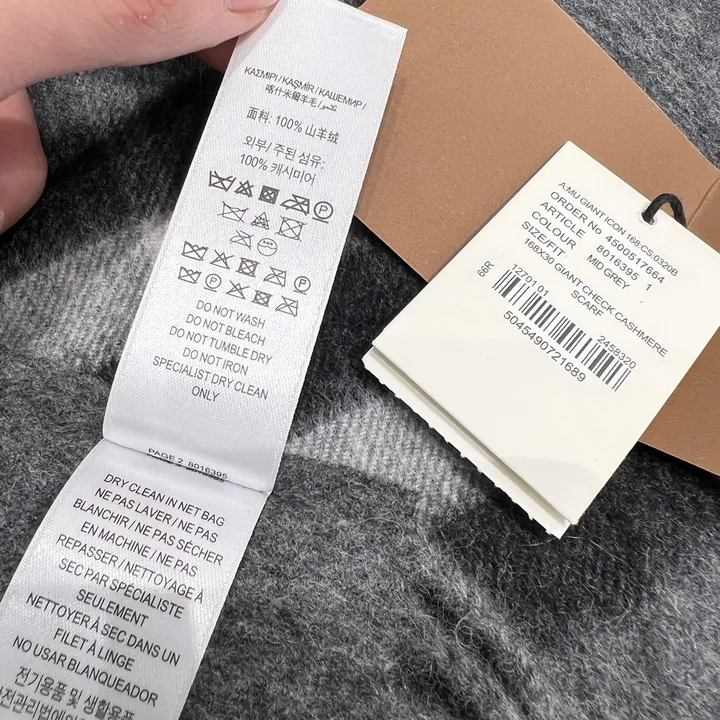 スーパーコピー バーバリー ス マフラー