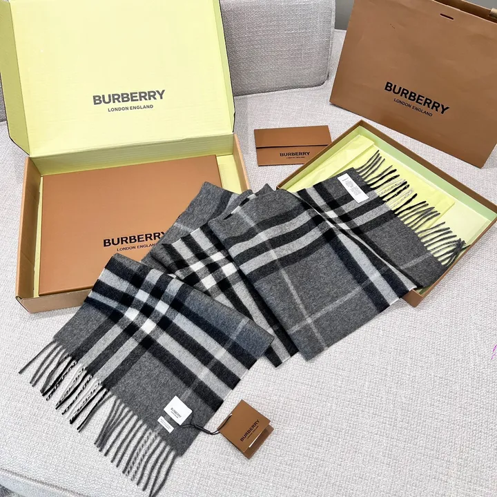 スーパーコピー バーバリー ス マフラー