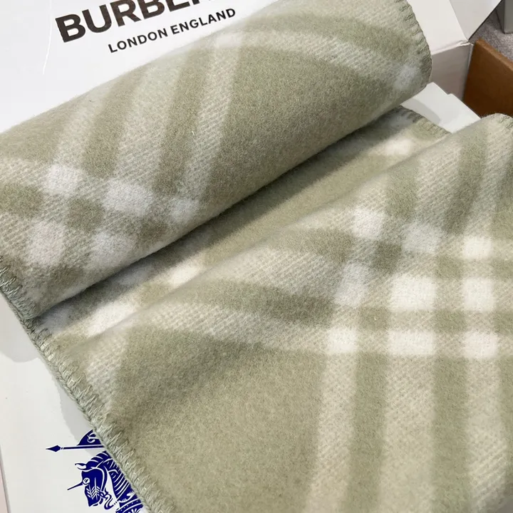 スーパーコピー バーバリー ス マフラー