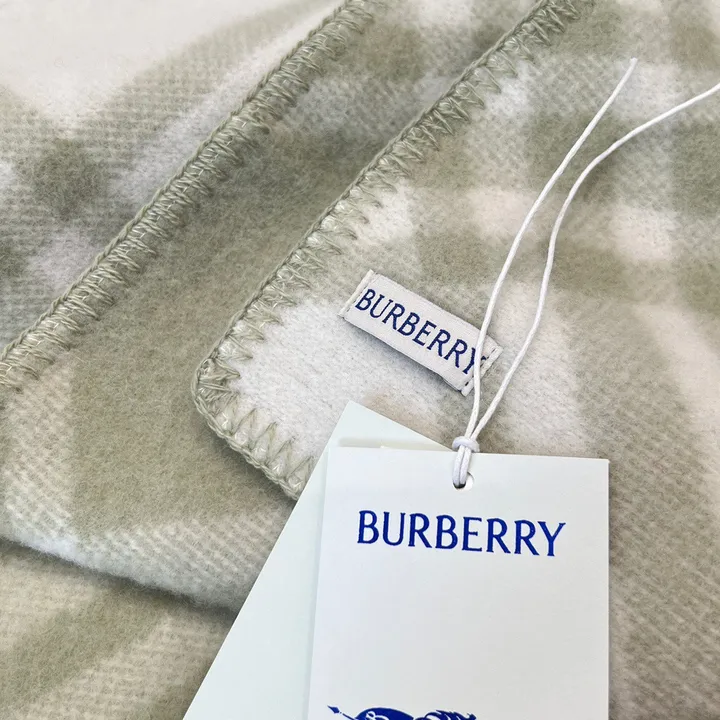 スーパーコピー バーバリー ス マフラー