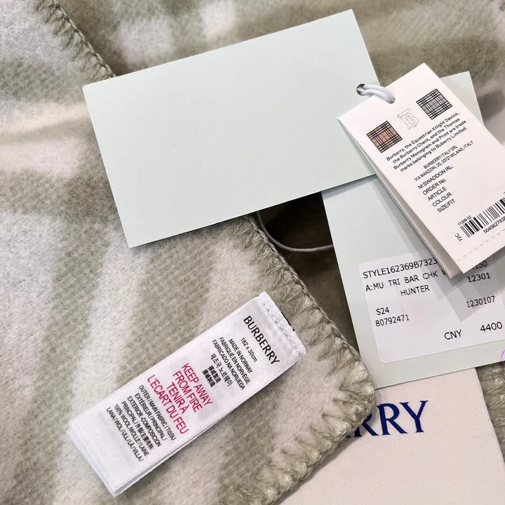 スーパーコピー バーバリー ス マフラー