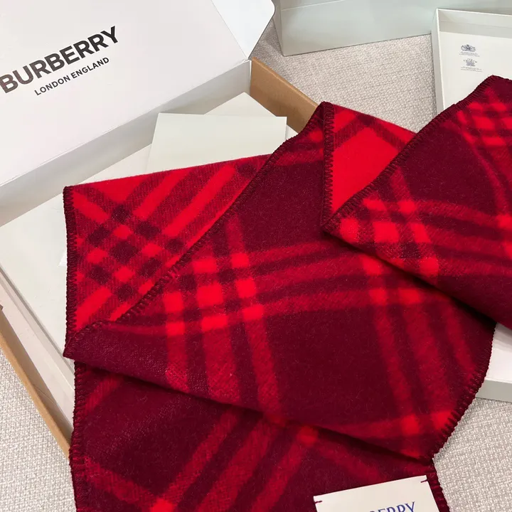 スーパーコピー バーバリー ス マフラー