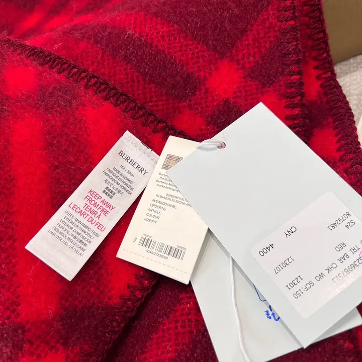 スーパーコピー バーバリー ス マフラー