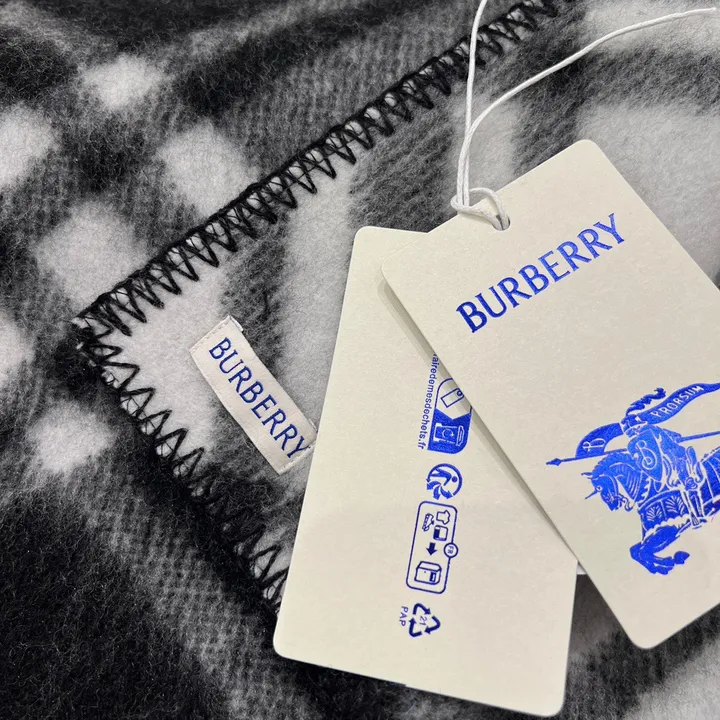 スーパーコピー バーバリー ス マフラー