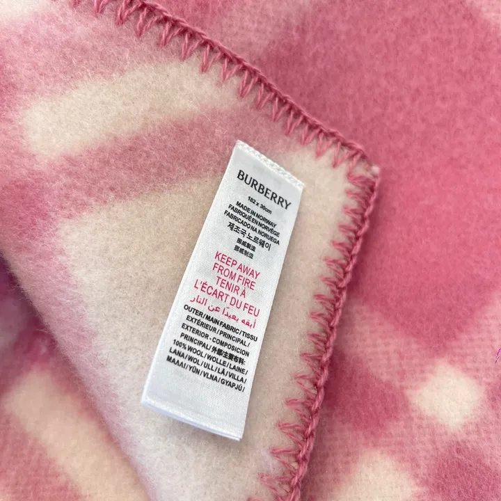 スーパーコピー バーバリー ス マフラー