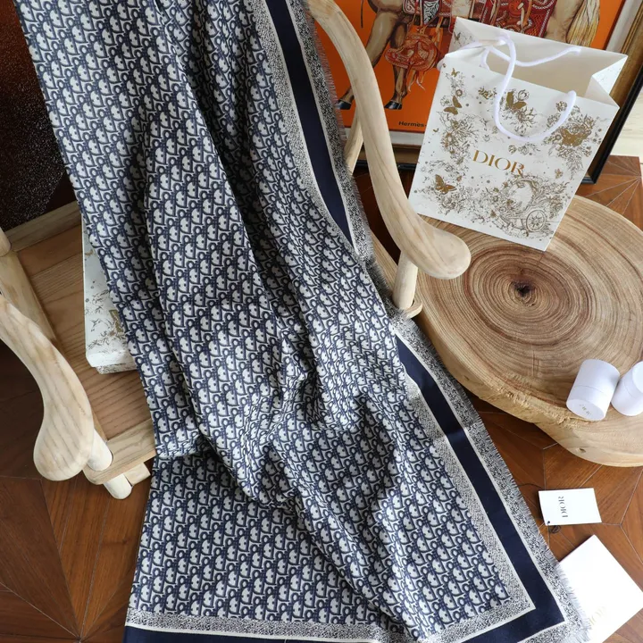 スーパーコピー ディオール マフラー