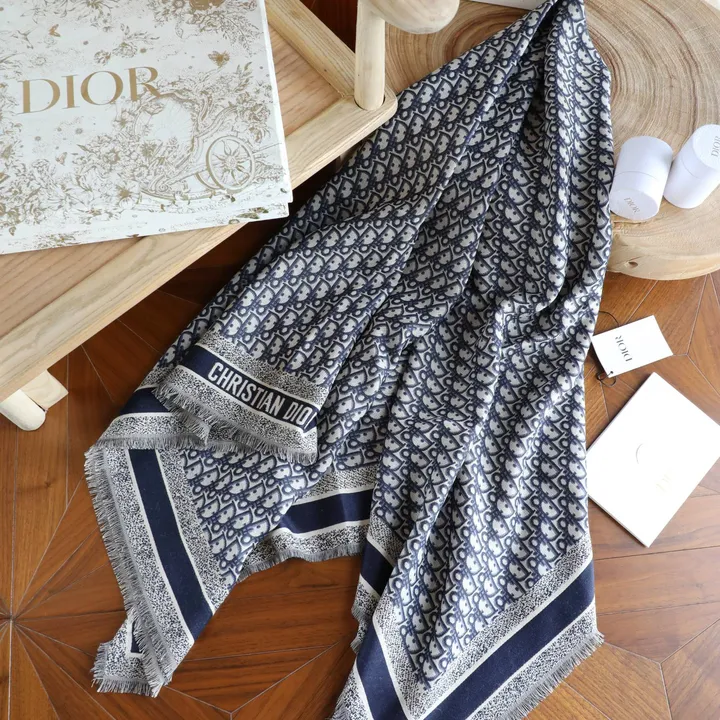 スーパーコピー ディオール マフラー