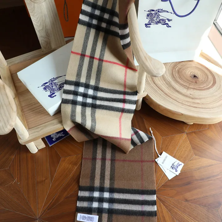 スーパーコピー バーバリー ス マフラー