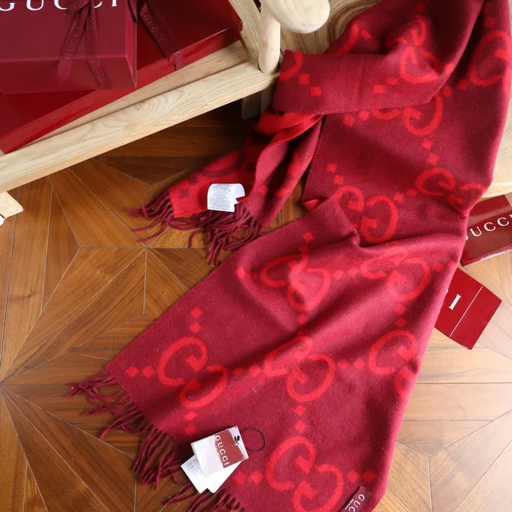 スーパーコピー グッチ マフラー