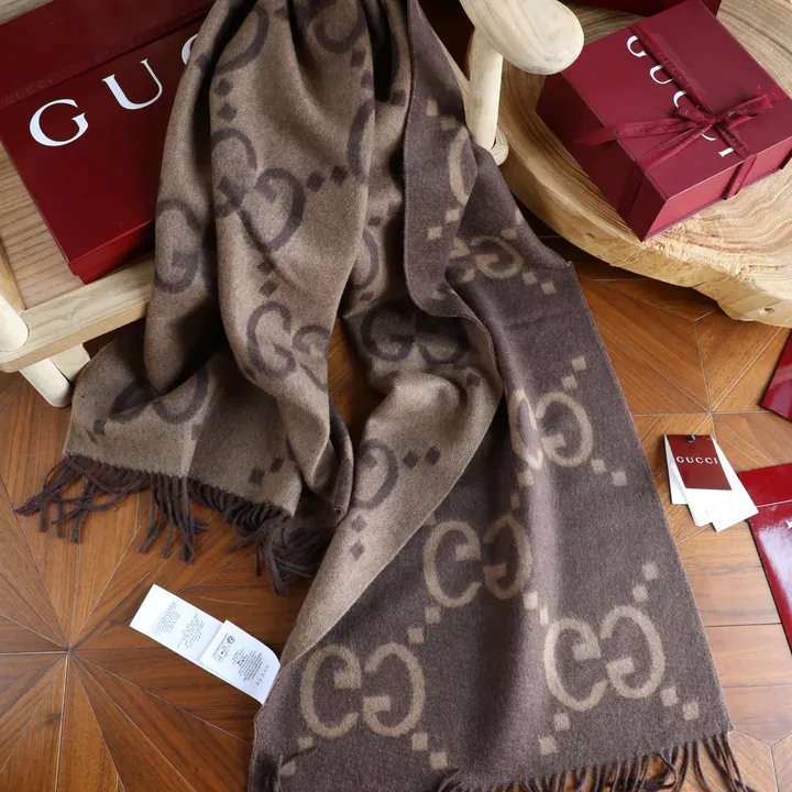 スーパーコピー グッチ マフラー