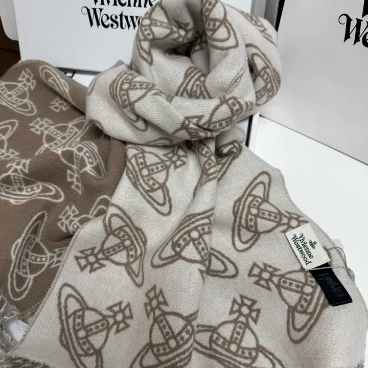 スーパーコピー ヴィヴィアン・ウエストウッド マフラー