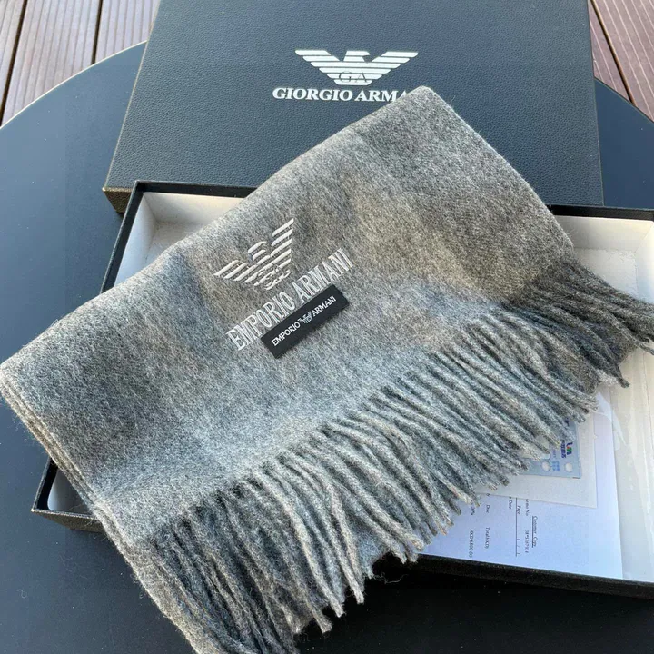 スーパーコピー フェンディ マフラー