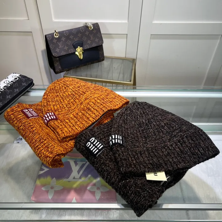 スーパーコピー ミュウミュウ マフラー