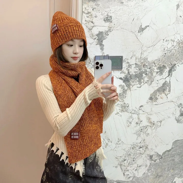 スーパーコピー ミュウミュウ マフラー