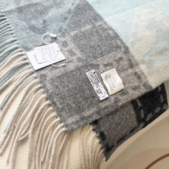 スーパーコピー ヴィヴィアン・ウエストウッド マフラー