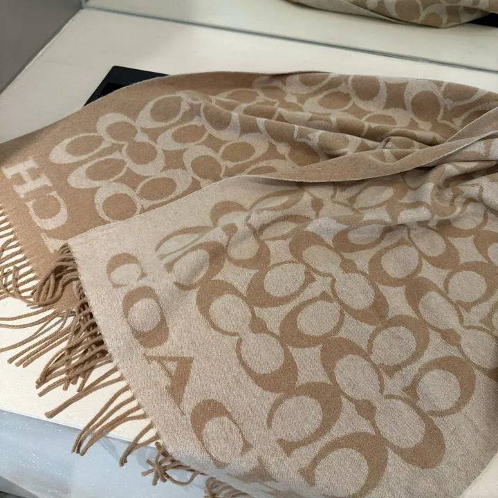 スーパーコピー コーチ マフラー