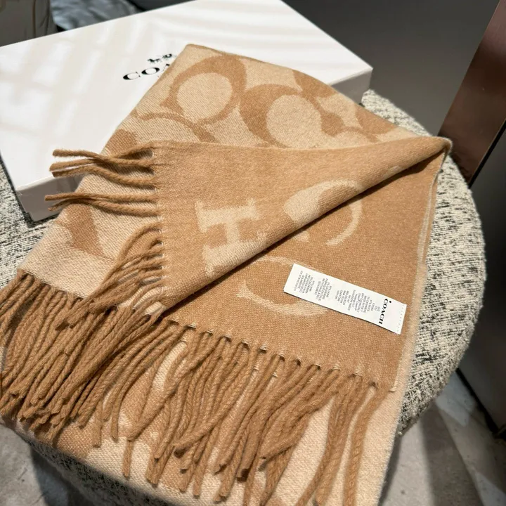 スーパーコピー コーチ マフラー