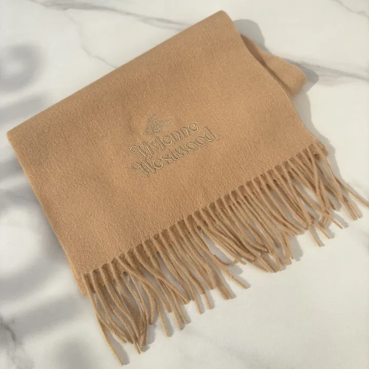 スーパーコピー ヴィヴィアン・ウエストウッド マフラー