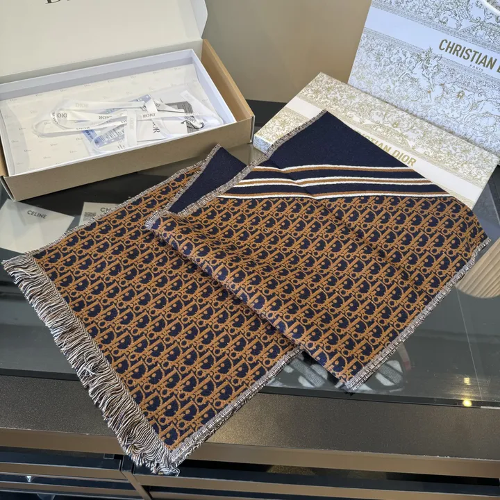 スーパーコピー ディオール マフラー