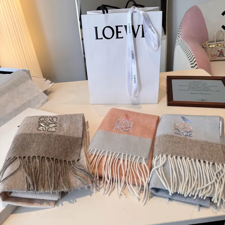 スーパーコピー ロエベ マフラー