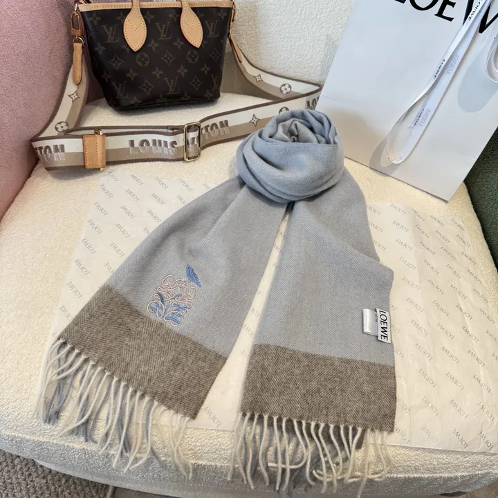 スーパーコピー ロエベ マフラー