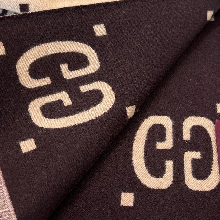 スーパーコピー グッチ マフラー