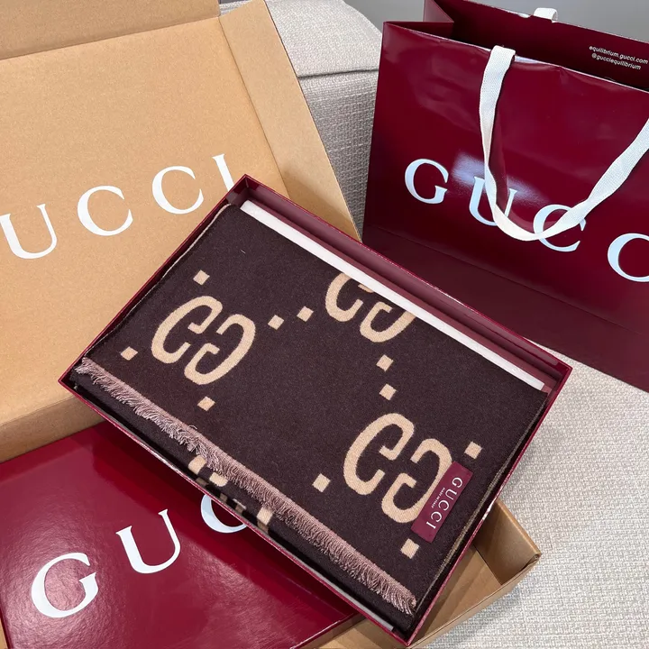 スーパーコピー グッチ マフラー