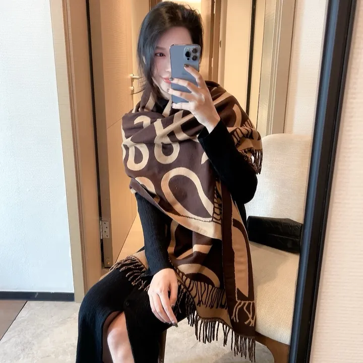 スーパーコピー ロエベ マフラー