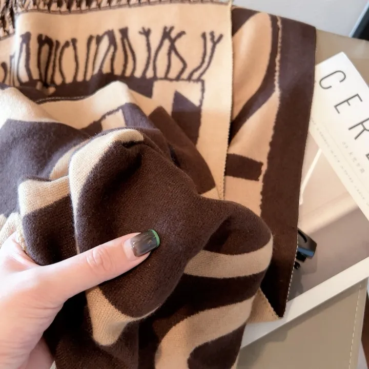 スーパーコピー ロエベ マフラー