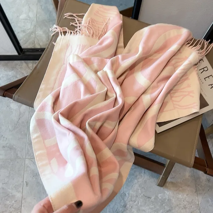 スーパーコピー ロエベ マフラー