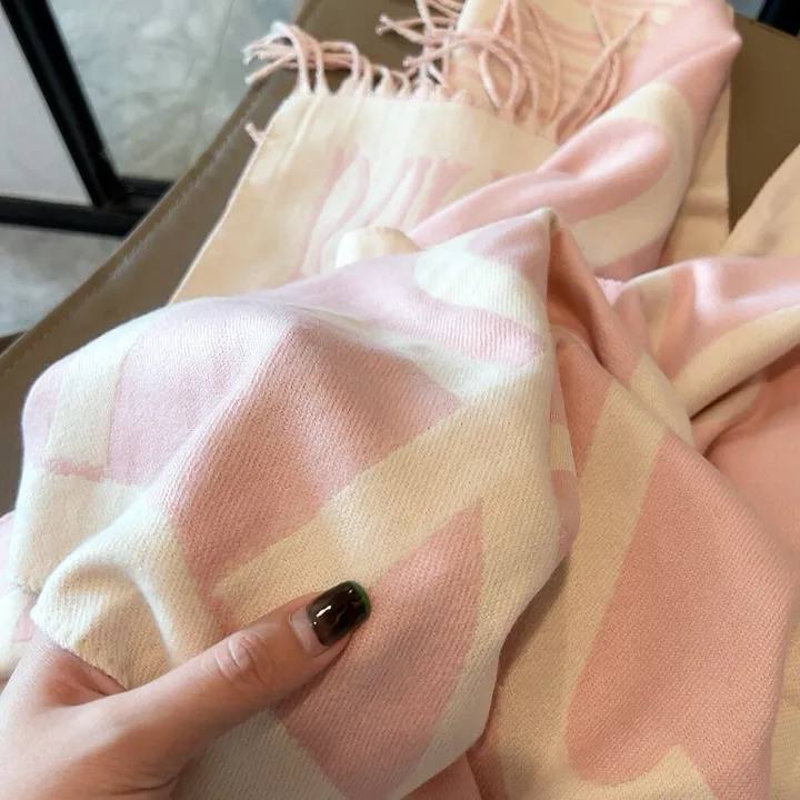 スーパーコピー ロエベ マフラー