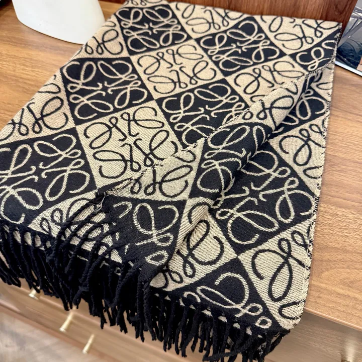 スーパーコピー ロエベ マフラー