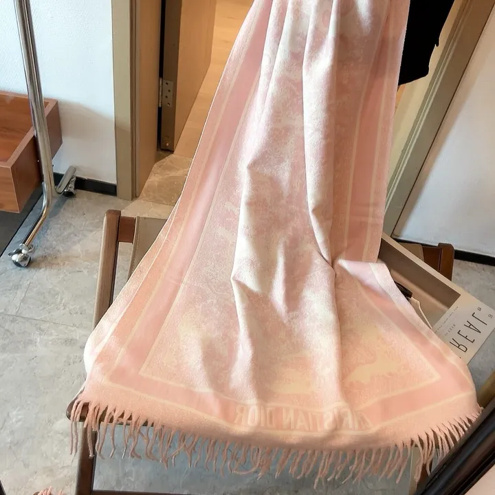 スーパーコピー グッチ マフラー