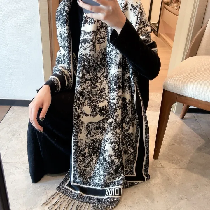 スーパーコピー グッチ マフラー