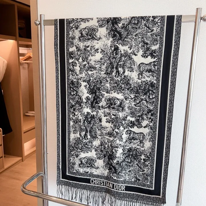 スーパーコピー グッチ マフラー