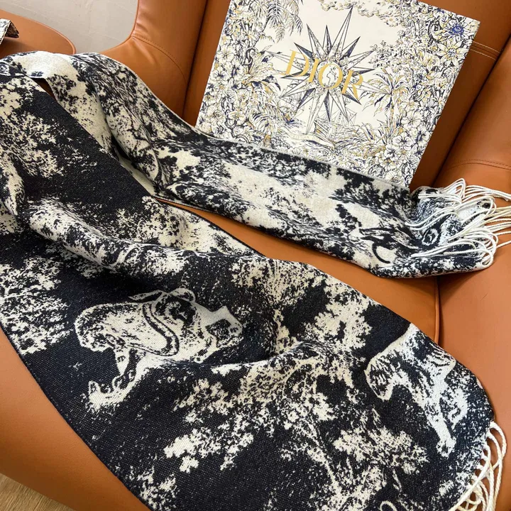 スーパーコピー ディオール マフラー