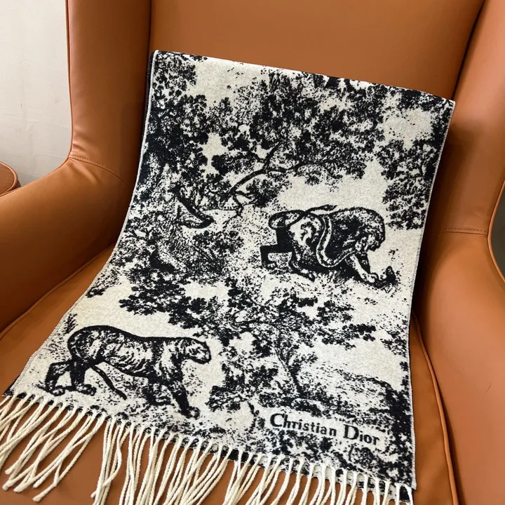 スーパーコピー ディオール マフラー