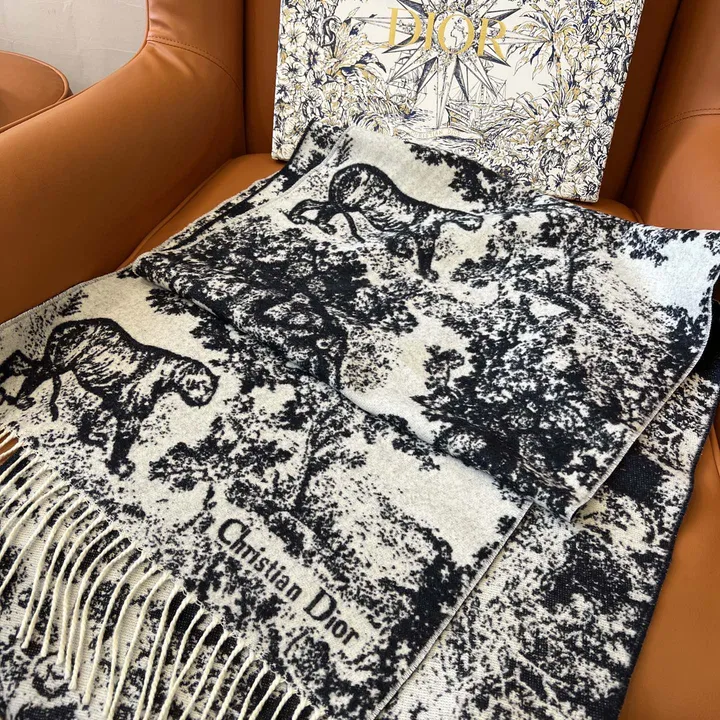 スーパーコピー ディオール マフラー