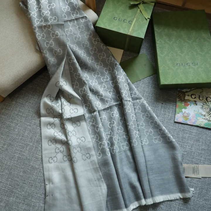 スーパーコピー グッチ マフラー