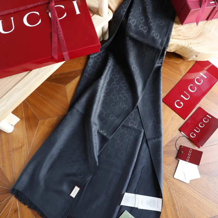 スーパーコピー グッチ マフラー