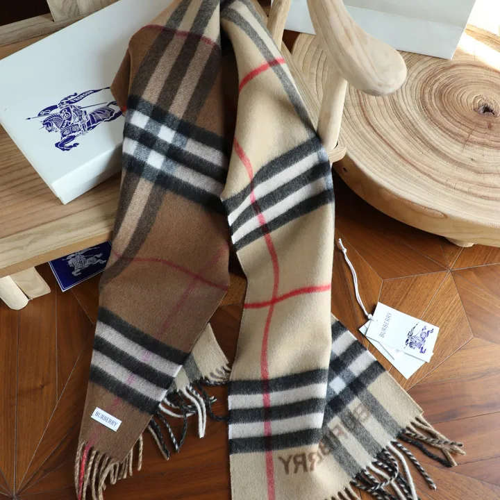 スーパーコピー バーバリー ス マフラー