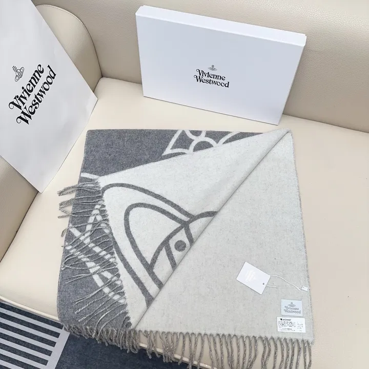 スーパーコピー ヴィヴィアン・ウエストウッド マフラー