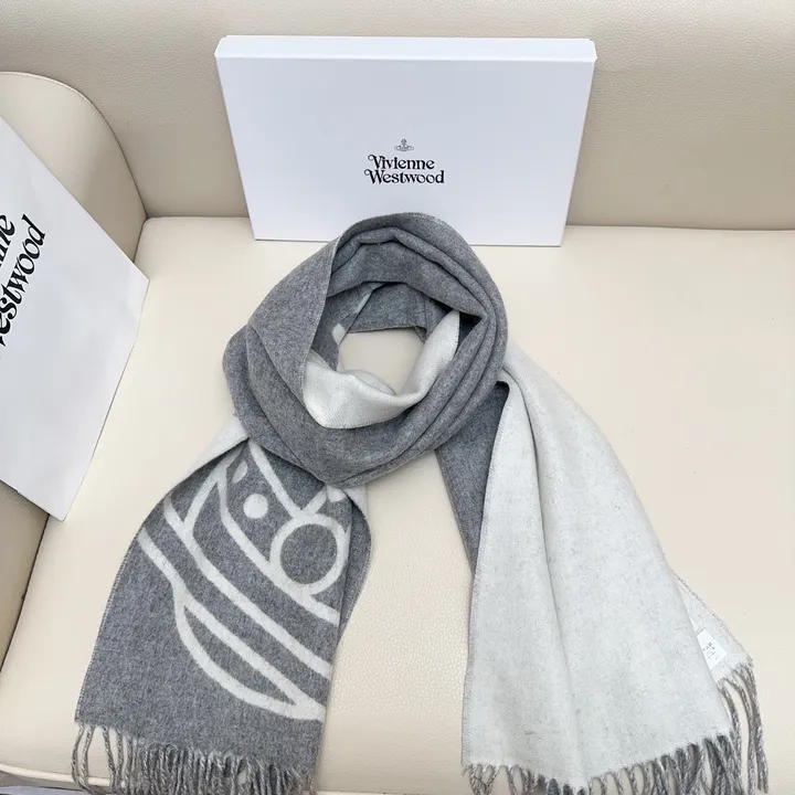 スーパーコピー ヴィヴィアン・ウエストウッド マフラー