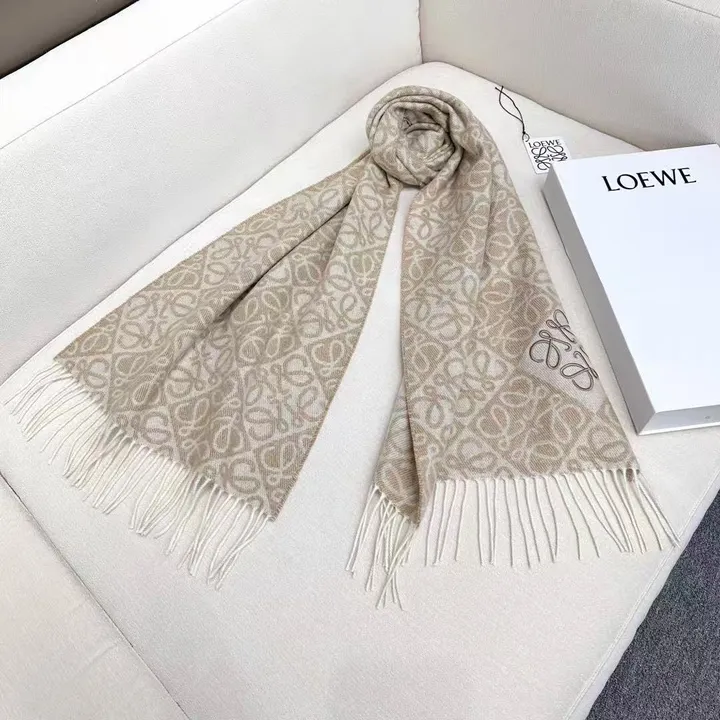 スーパーコピー ロエベ マフラー