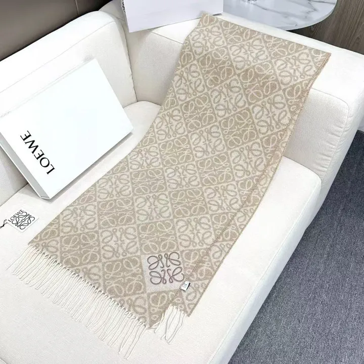 スーパーコピー ロエベ マフラー