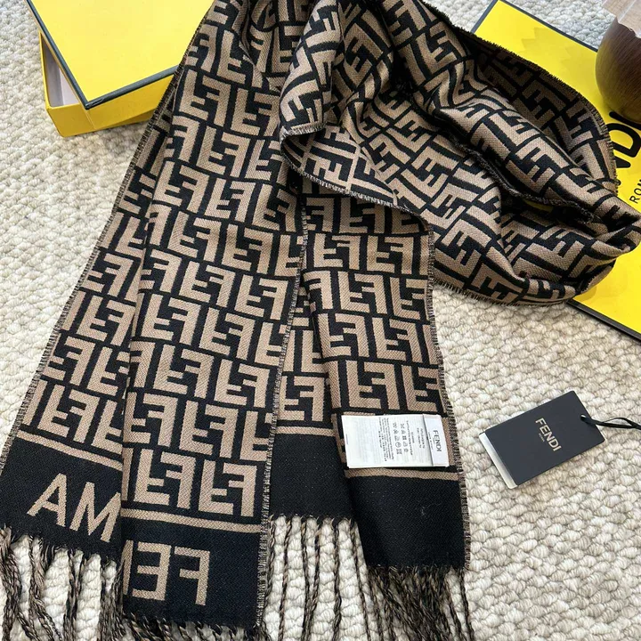 スーパーコピー フェンディ マフラー