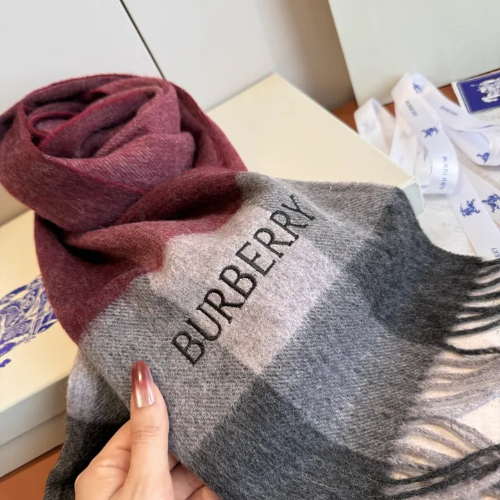 スーパーコピー バーバリー ス マフラー