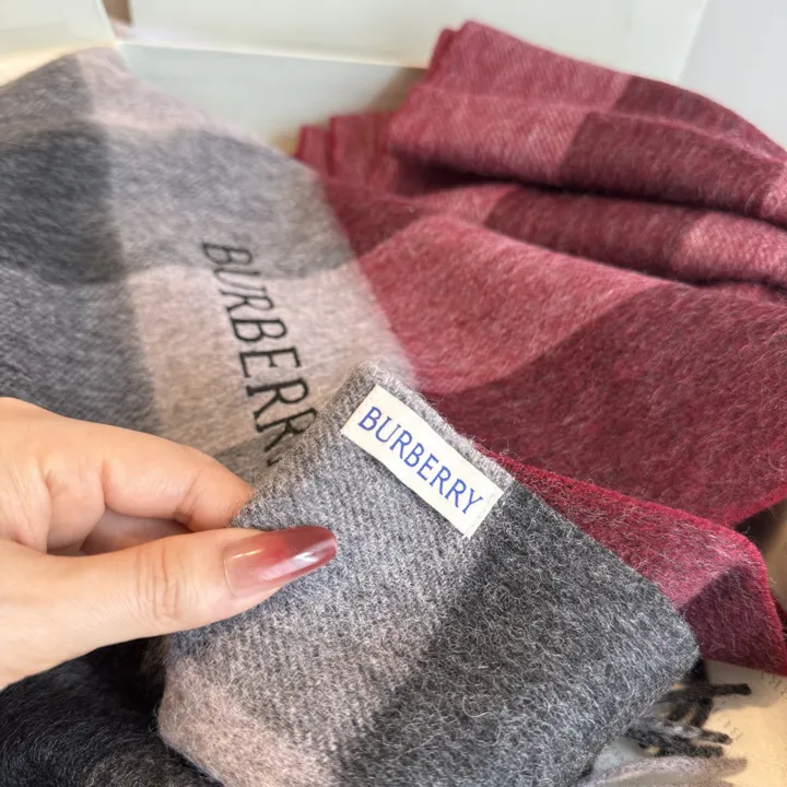 スーパーコピー バーバリー ス マフラー