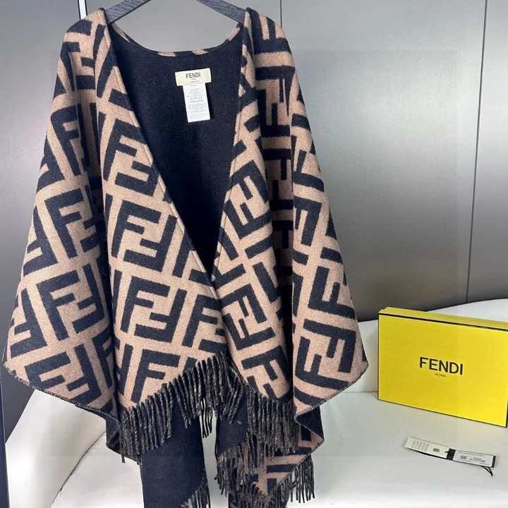 スーパーコピー フェンディ マフラー