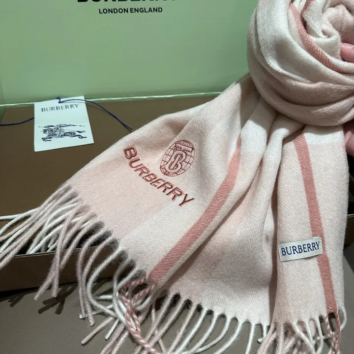 スーパーコピー バーバリー ス マフラー